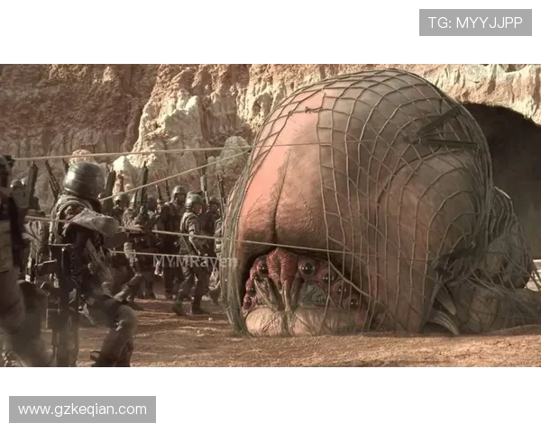 7个镜头解读《XXX》：最毒美人心，背后藏着什么？