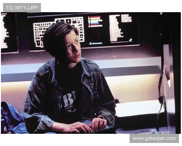 98%的人没看懂！终结者2的12处细节，揭秘真正结局