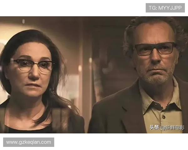 幽暗深处的呢喃：女尸谜案，一场令人窒息的追逐